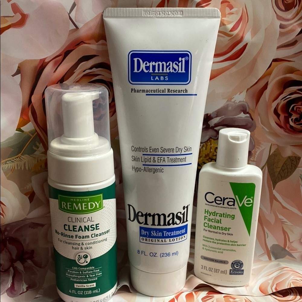 Dermasil Dry Skin Treatment Bundle Face Cleanser